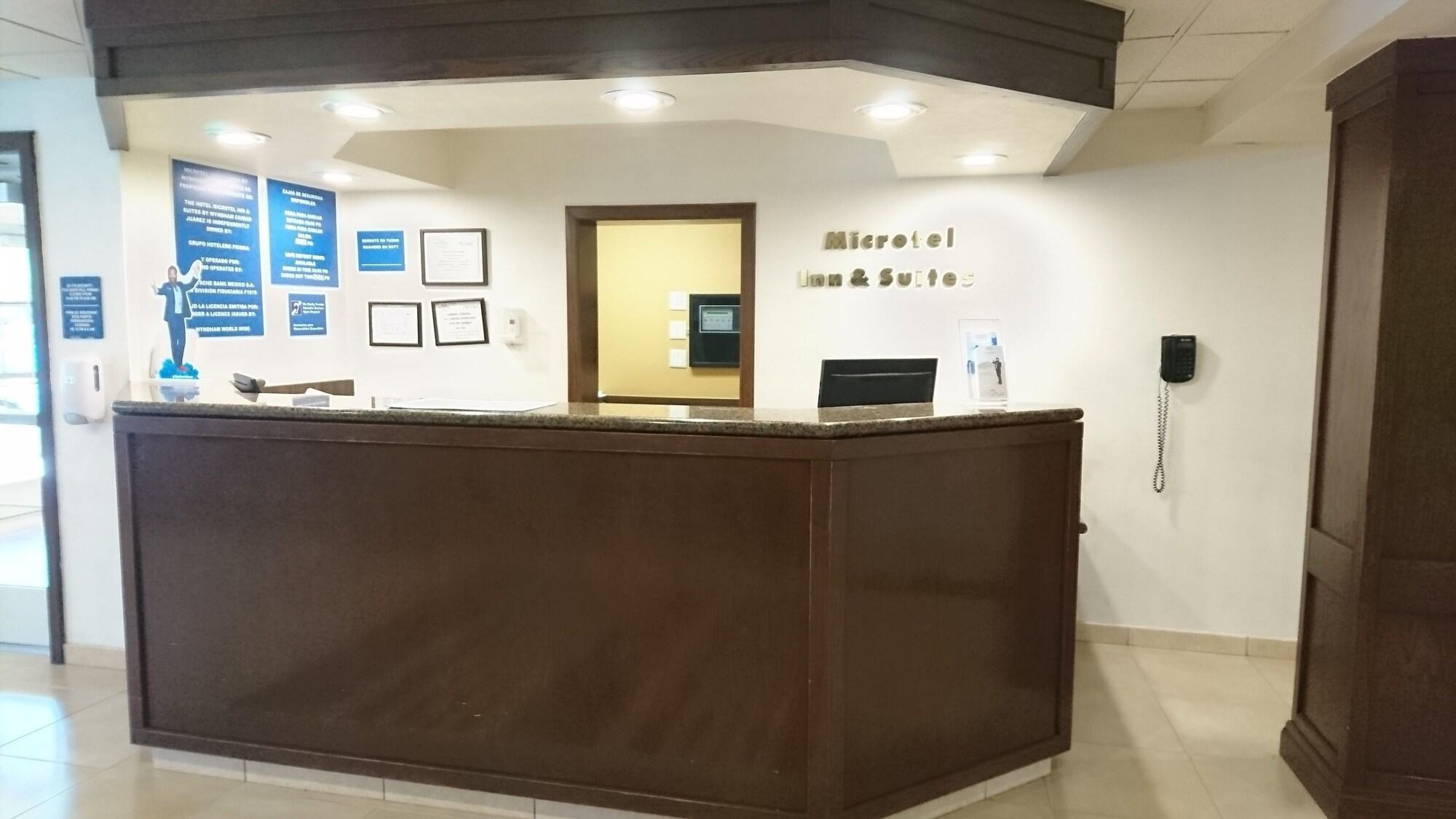 Microtel Inn And Suites By Wyndham Ciudad Juarez, Us Consulate Eksteriør billede