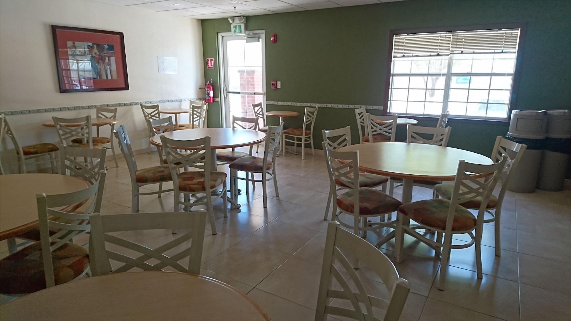 Microtel Inn And Suites By Wyndham Ciudad Juarez, Us Consulate Eksteriør billede